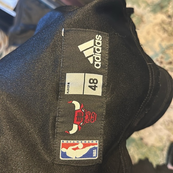 Chicago Bulls Basketball Jersey Dereck Rose #1 Adidas - Picture 6 of 6